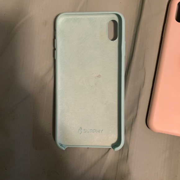 iPhone case - Picture 2 of 2